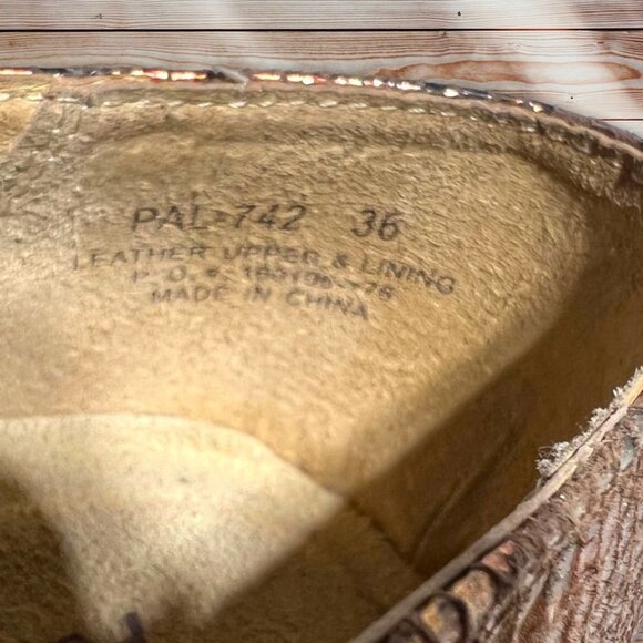 Alegria by PG lite Snakeskin Print Mary Janes Size 36 (US -6) - Picture 3 of 10